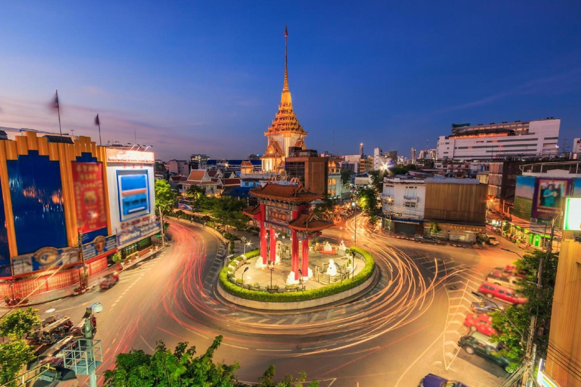 Vaccinated Staff - Oyo 994 Kudi 2* Bangkok
